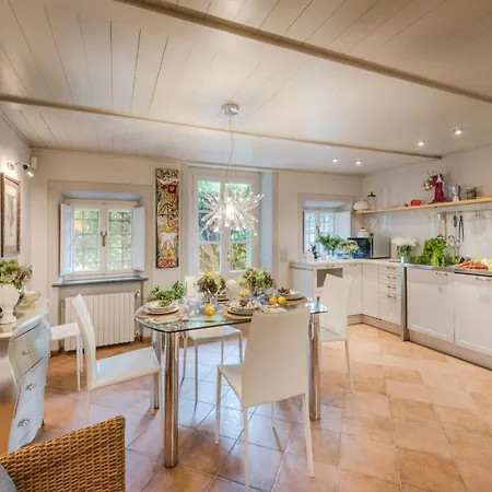 Villa Romantic Retreat In A Restored Church Lucca