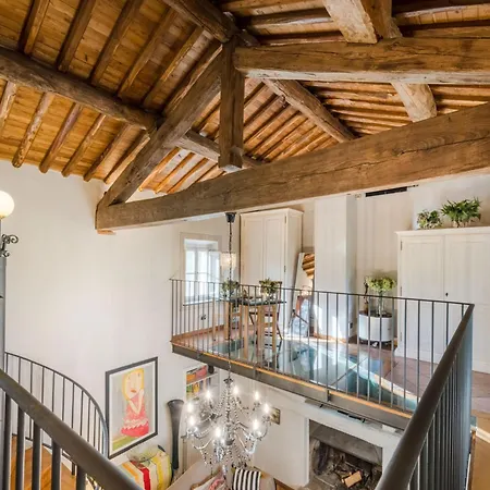 Romantic Retreat In A Restored Church Villa *