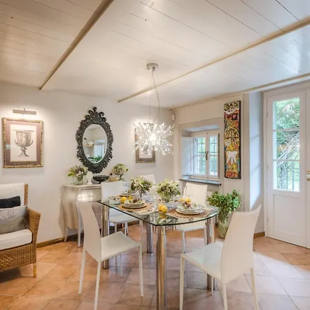 Romantic Retreat In A Restored Church Villa *